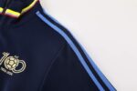 chandal-colombia-azul-oscuro-2024-2025-hombro