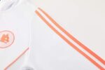 chandal-roma-blanco-2024-2025-hombro