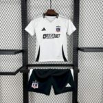 conjunto-niño-colo-colo-primera-equipacion-2025-2026