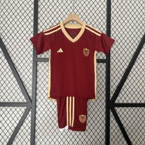 conjunto-niño-venezuela-primera-equipacion-2024-2025