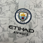 camiseta-manchester-city-Club-World-Cup-segunda-equipacion-2025-2026-escudo