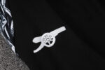 chandal-arsenal-multicolor-2024-2025-escudo-pantalon chandal-arsenal-multicolor-2024-2025-escudo-pantalon