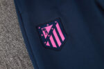 chandal-atletico-de-madrid-rosa-2024-2025-escudo-pantalon chandal-atletico-de-madrid-rosa-2024-2025-escudo-pantalon