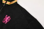 chandal-chelsea-negro-2024-2025-hombro