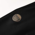 chandal-psg-rosa-claro-2024-2025-escudo-pantalon