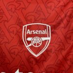 camiseta-arsenal-primera-equipacion-2025-2026-escudo camiseta-arsenal-primera-equipacion-2025-2026-escudo