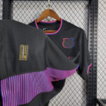 camiseta-barcelona-edicion-especial-negro-2024-2025-parte-inferior camiseta-barcelona-edicion-especial-negro-2024-2025-parte-inferior