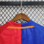 conjunto-niño-fc-barcelona-primera-equipacion-retro-2008-2009-dorsal-trasero conjunto-niño-fc-barcelona-primera-equipacion-retro-2008-2009-dorsal-trasero