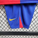 conjunto-niño-fc-barcelona-primera-equipacion-retro-2008-2009-pantalon-corto conjunto-niño-fc-barcelona-primera-equipacion-retro-2008-2009-pantalon-corto