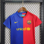 conjunto-niño-fc-barcelona-primera-equipacion-retro-2008-2009-pecho conjunto-niño-fc-barcelona-primera-equipacion-retro-2008-2009-pecho