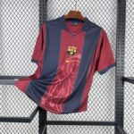 camiseta-fc-barcelona-primera-equipacion-retro-edicion-eskeleton-2000-2001-2 camiseta-fc-barcelona-primera-equipacion-retro-edicion-eskeleton-2000-2001-2