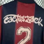 camiseta-fc-barcelona-primera-equipacion-retro-edicion-eskeleton-2000-2001-dorsal-trasero camiseta-fc-barcelona-primera-equipacion-retro-edicion-eskeleton-2000-2001-dorsal-trasero