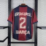 camiseta-fc-barcelona-primera-equipacion-retro-edicion-eskeleton-2000-2001-parte-trasera camiseta-fc-barcelona-primera-equipacion-retro-edicion-eskeleton-2000-2001-parte-trasera