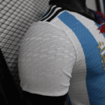 camiseta-fc-barcelona-edicion-especial-version-jugador-2025-2026-puño camiseta-fc-barcelona-edicion-especial-version-jugador-2025-2026-puño