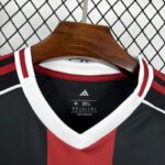 camiseta-river-plate-segunda-equipacion-2025-2026-cuello camiseta-river-plate-segunda-equipacion-2025-2026-cuello