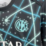 camiseta-de-entrenamiento-psg-2025-2026-escudo
