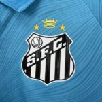 camiseta-santos-neymar-tercera-equipacion-2025-2026-escudo