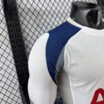 camiseta-tottenham-primera-equipacion-version-jugador-manga-larga-2025-2026-hombro camiseta-tottenham-primera-equipacion-version-jugador-manga-larga-2025-2026-hombro