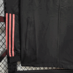 chaqueta-cortaviento-bayern-de-munich-2025-2026-puño
