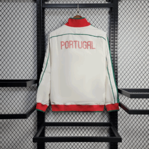 chaqueta-cortaviento-portugal-2025-2026-parte-trasera