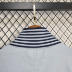 chaqueta-cortaviento-tottenham-2025-2026-cuello-trasero