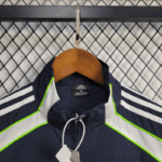 cortaviento-real-madrid-2025-2026-cuello