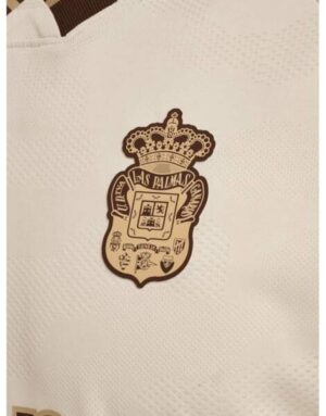 camiseta-las-palmas-tercera-equipacion-2025-2026-escudo