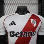 camiseta-river-plate-primera-equipacion-version-jugador-2025-2026-pecho camiseta-river-plate-primera-equipacion-version-jugador-2025-2026-pecho