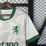 camiseta-sporting-de-lisboa-cuarta-equipacion-2025-2026-cuello