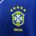 conjunto-niño-brazil-segunda-equipacion-2004-escudo