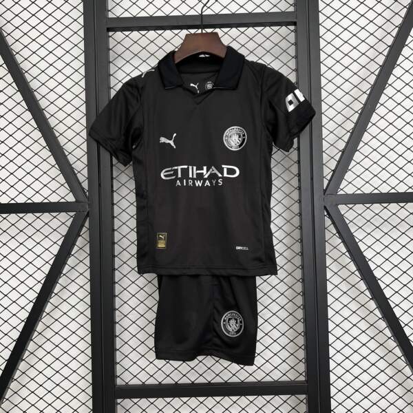 conjunto-niño-manchester-city-segunda-equipacion-2025-2026 conjunto-niño-manchester-city-segunda-equipacion-2025-2026