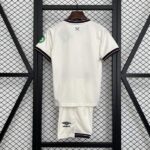 conjunto-niño-west-ham-segunda-equipacion-2025-2026-parte-trasera