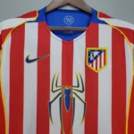 camiseta-atletico-madrid-retro-2004-2005-spiderman-pechi