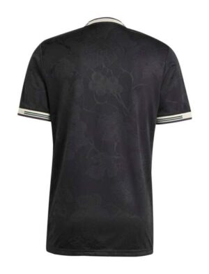 camiseta-tercera-juventus-2025-parte-trasera