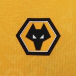 camiseta-wolves-primera-equipacion-2025-2026-escudo camiseta-wolves-primera-equipacion-2025-2026-escudo