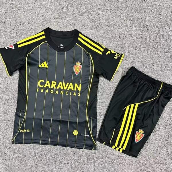 conjunto-niño-real-zaragoza-segunda-equipacion-2025-2026 conjunto-niño-real-zaragoza-segunda-equipacion-2025-2026