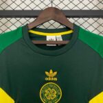 Camiseta Celtic FC Edición Especial 25-26 cuello Camiseta Celtic FC Edición Especial 25-26 cuello