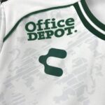 Camiseta Club León Segunda Equipación 25-26 escudo 1 Camiseta Club León Segunda Equipación 25-26 escudo 1