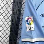 Camiseta Retro Celta de Vigo 2001-2002 primera equipación puño