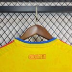 camiseta-colombia-mujer-primera-equipacion-2026-1-cuello-trasero
