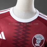 camiseta-qatar-primera-equipacion-2026-cuello