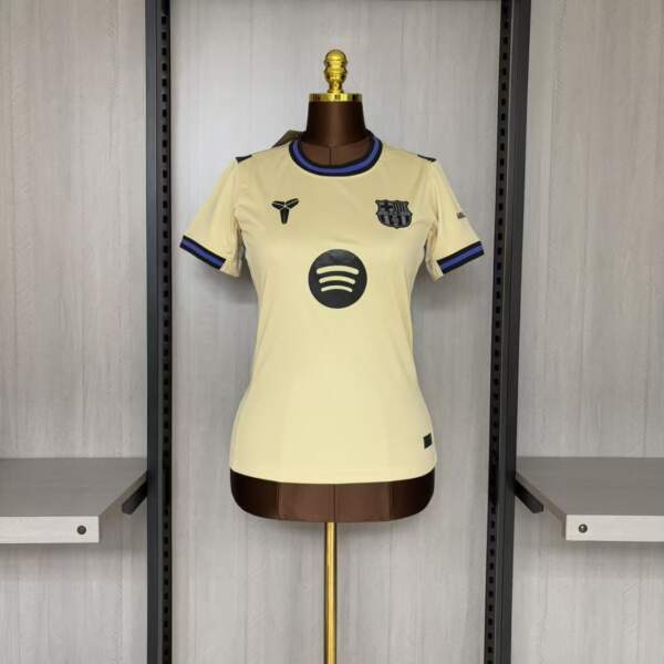 camiseta-fc-barcelona-segunda-equipacion-mujer-2025-2026 camiseta-fc-barcelona-segunda-equipacion-mujer-2025-2026