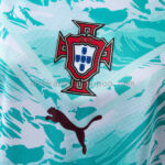 camiseta-portugal-segunda-equipacion-mujer-2025-2026-pecho camiseta-portugal-segunda-equipacion-mujer-2025-2026-pecho