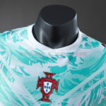 camiseta-portugal-segunda-equipacion-version-jugador-mundial-2026-cuello camiseta-portugal-segunda-equipacion-version-jugador-mundial-2026-cuello