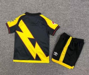 conjunto-niño-rayo-vallecano-tercera-equipacion-2025-2026-parte-trasera