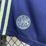 pantalon-corto-ajax-segunda-equipacion-2025-2026-escudo