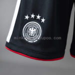 pantalon-corto-alemania-primera-equipacion-mundial-2026-escudo pantalon-corto-alemania-primera-equipacion-mundial-2026-escudo