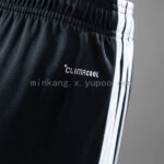 pantalon-corto-alemania-primera-equipacion-mundial-2026-lateral pantalon-corto-alemania-primera-equipacion-mundial-2026-lateral