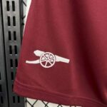 pantalon-corto-arsenal-tercera-equipacion--2025-2026-escudo