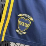 pantalon-corto-boca-juniors-primera-equipacion-2025-2026-escudo